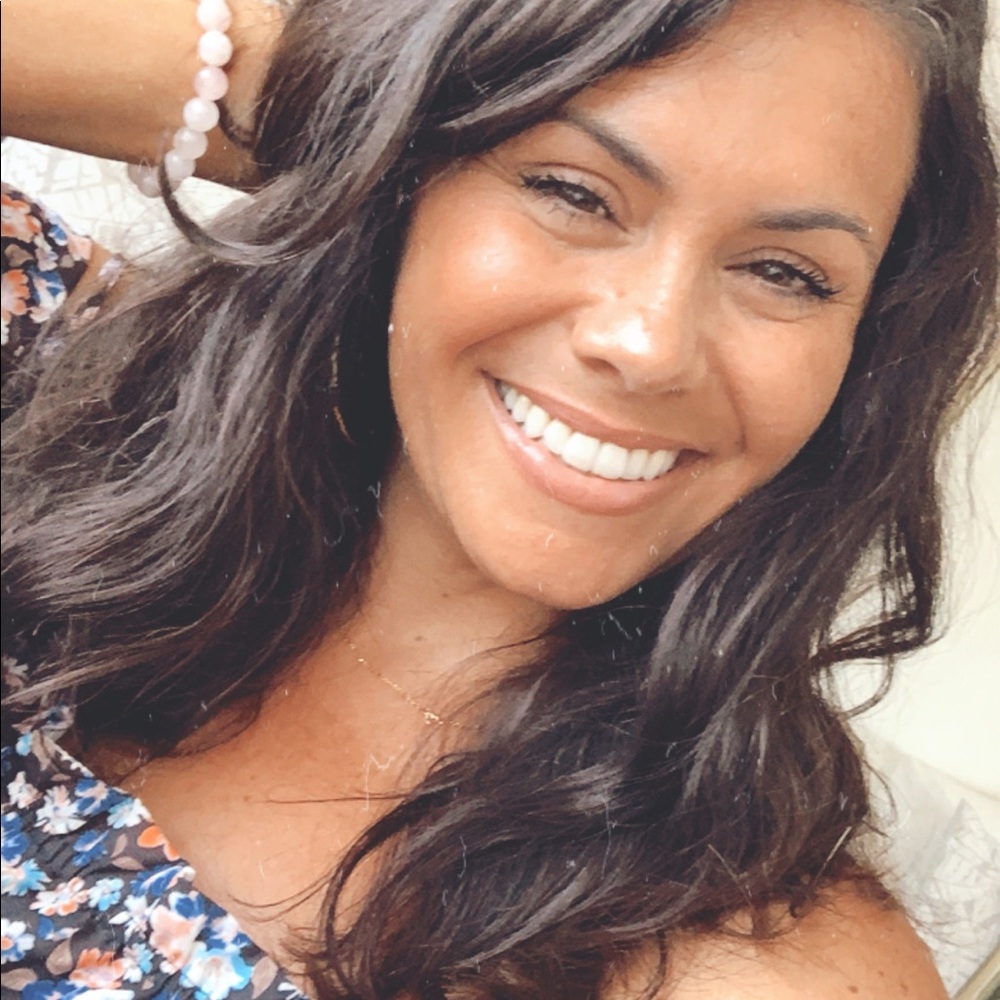 Meet your Posher, Rachelle
